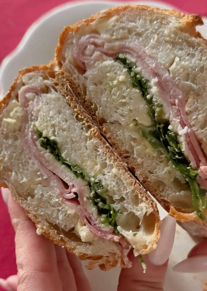 Gourmet-Sandwich mit Schinken & Käse | Del Maître